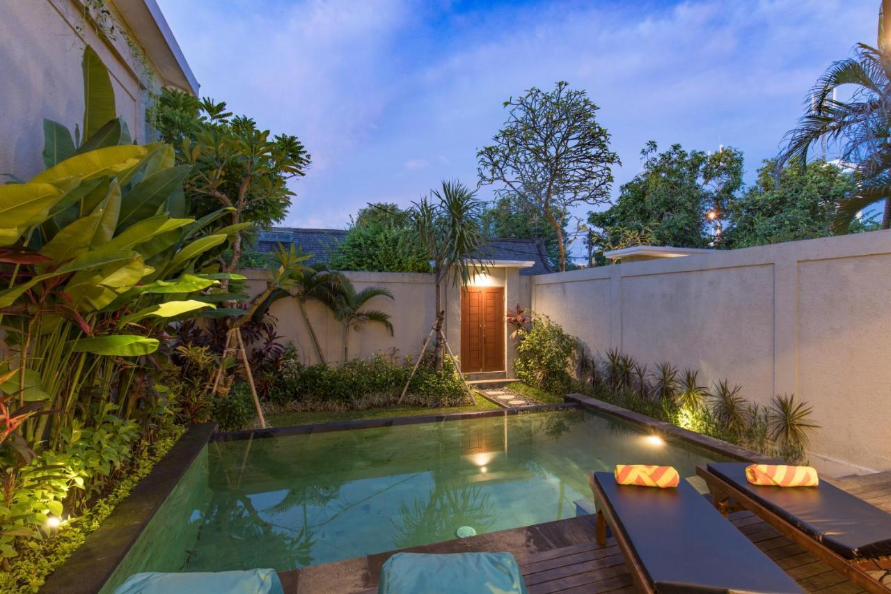 Villa Hitam Putih Legian Bali سمينياك المظهر الخارجي الصورة